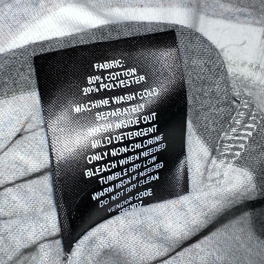 akademiks Mens T Shirt Top Short Sleeve Striped Gray Black White V Neck 3XL - Picture 10 of 10